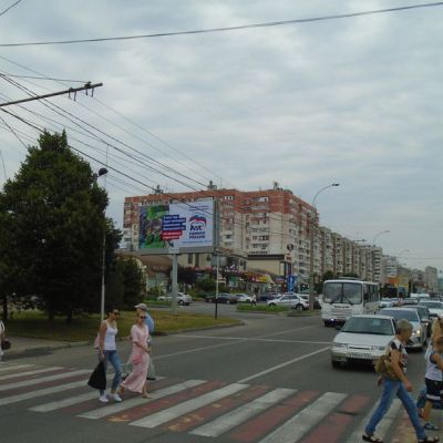 Щит 3х6 (Б из города) по адресу Проспект Чекистов - Платановый Бульвар